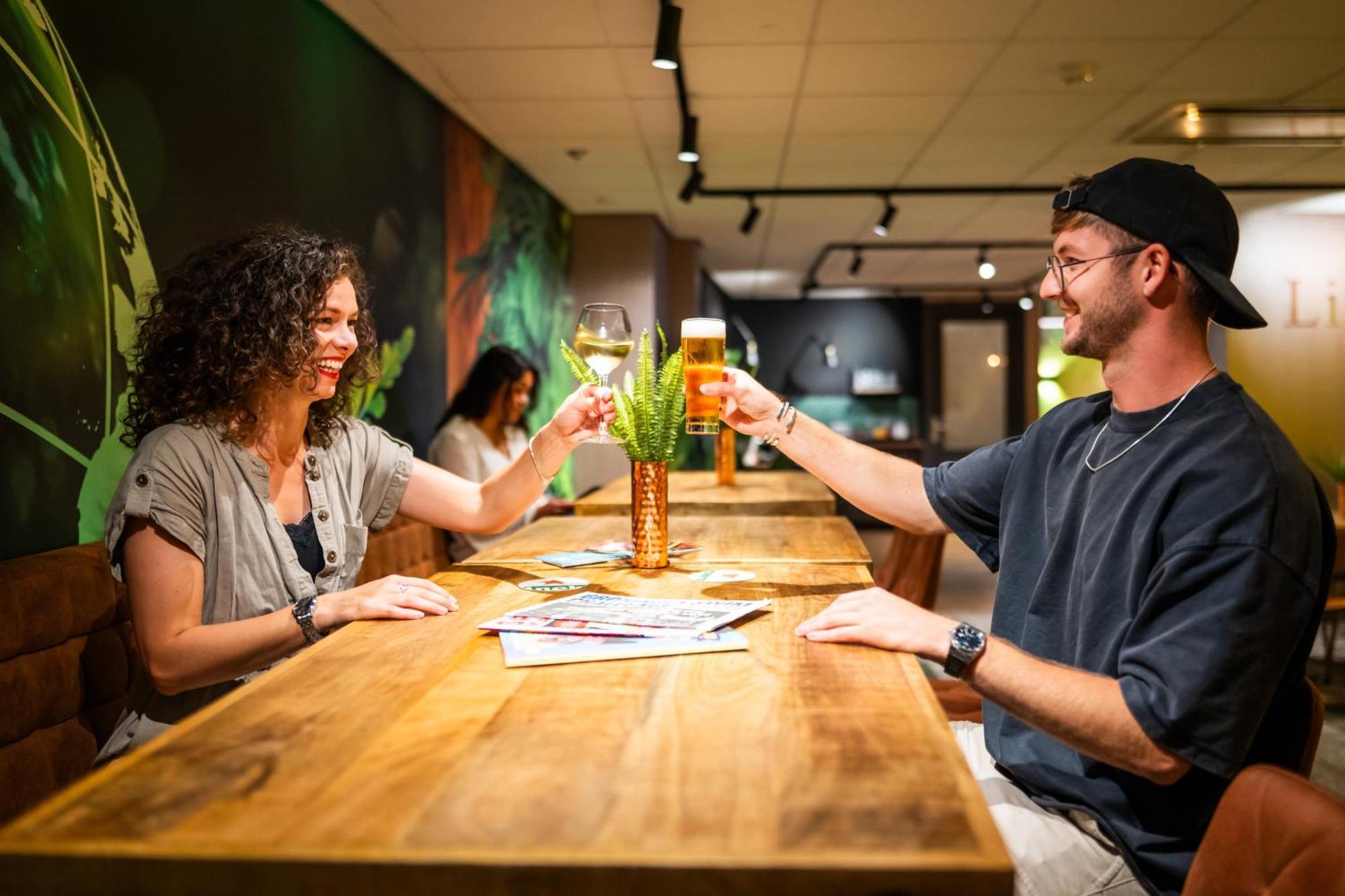 Bud Gett Hostels Groningue Extérieur photo