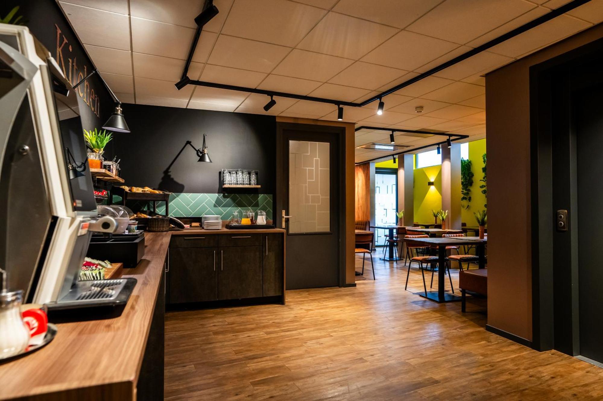 Bud Gett Hostels Groningue Extérieur photo