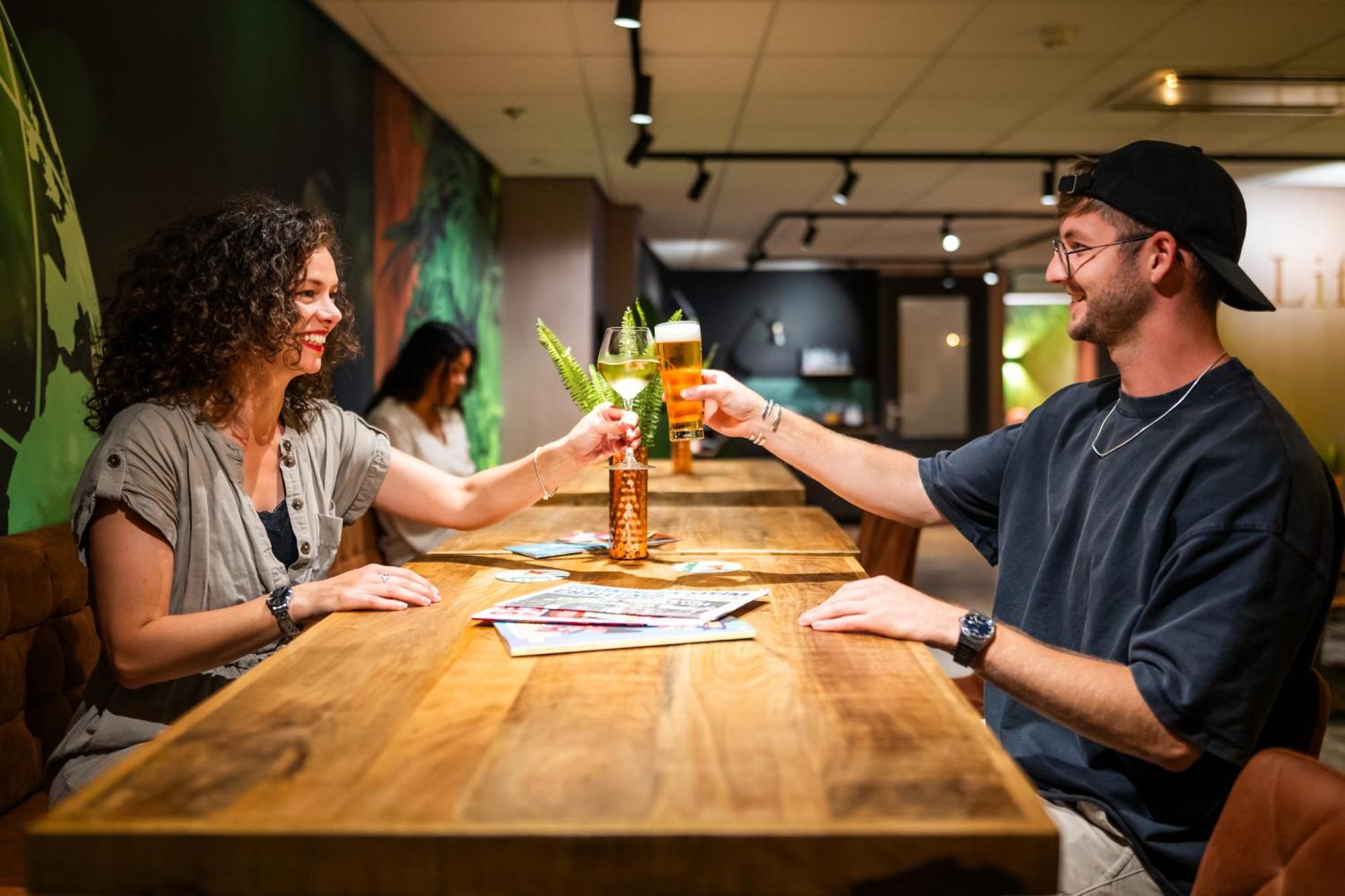 Bud Gett Hostels Groningue Extérieur photo
